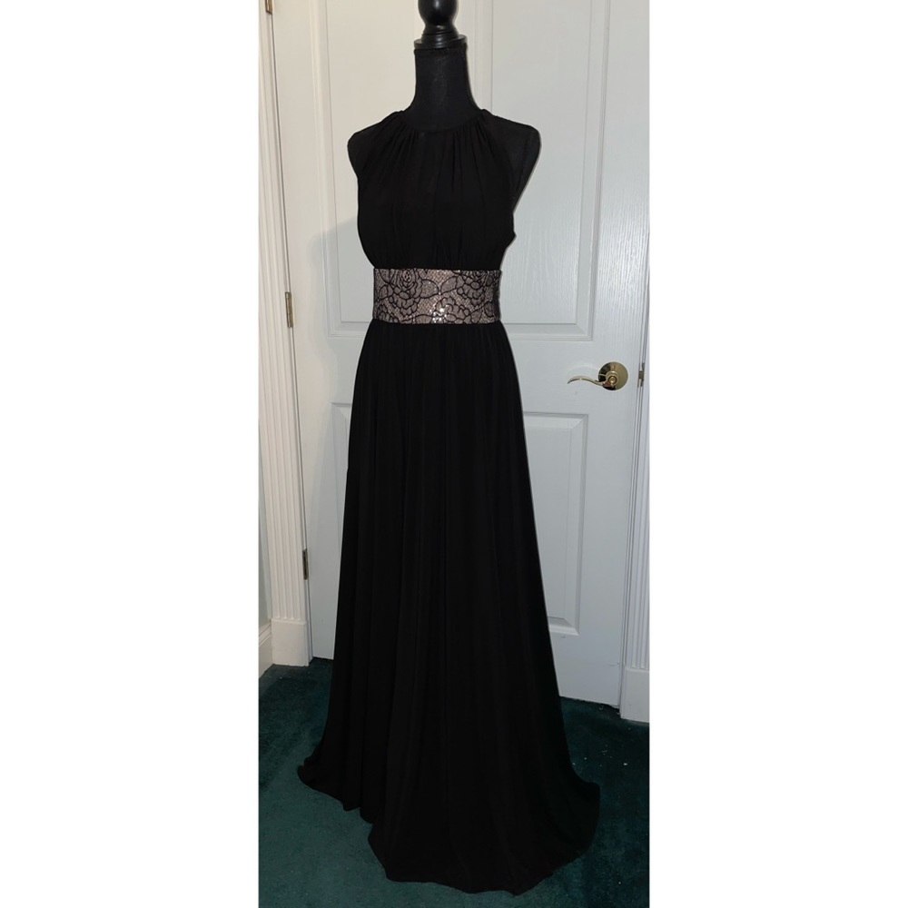 Sexy black & gold formal sz 14